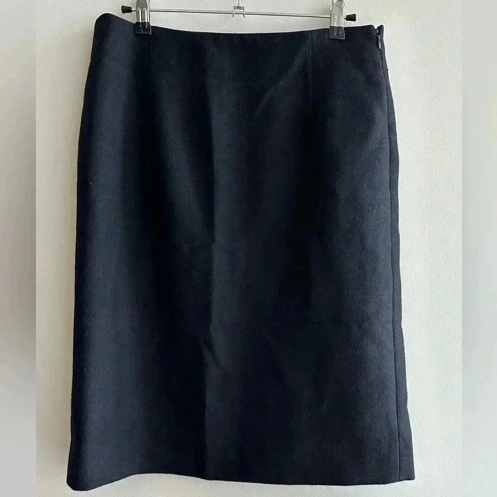 J. Crew Black Wool Skirt, Black Pencil Skirt, Solid Knee-Length Skirt, Size 4